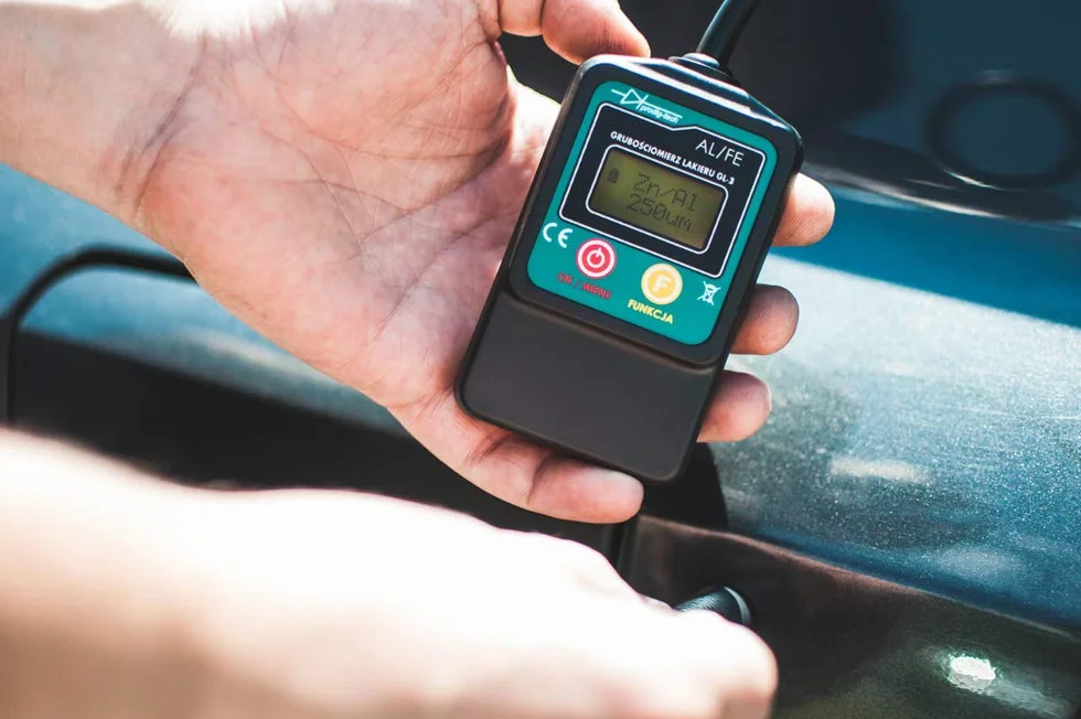 Miernik grubości lakieru GL-3sUV Tester UV Sonda na przewodzie Stal aluminium