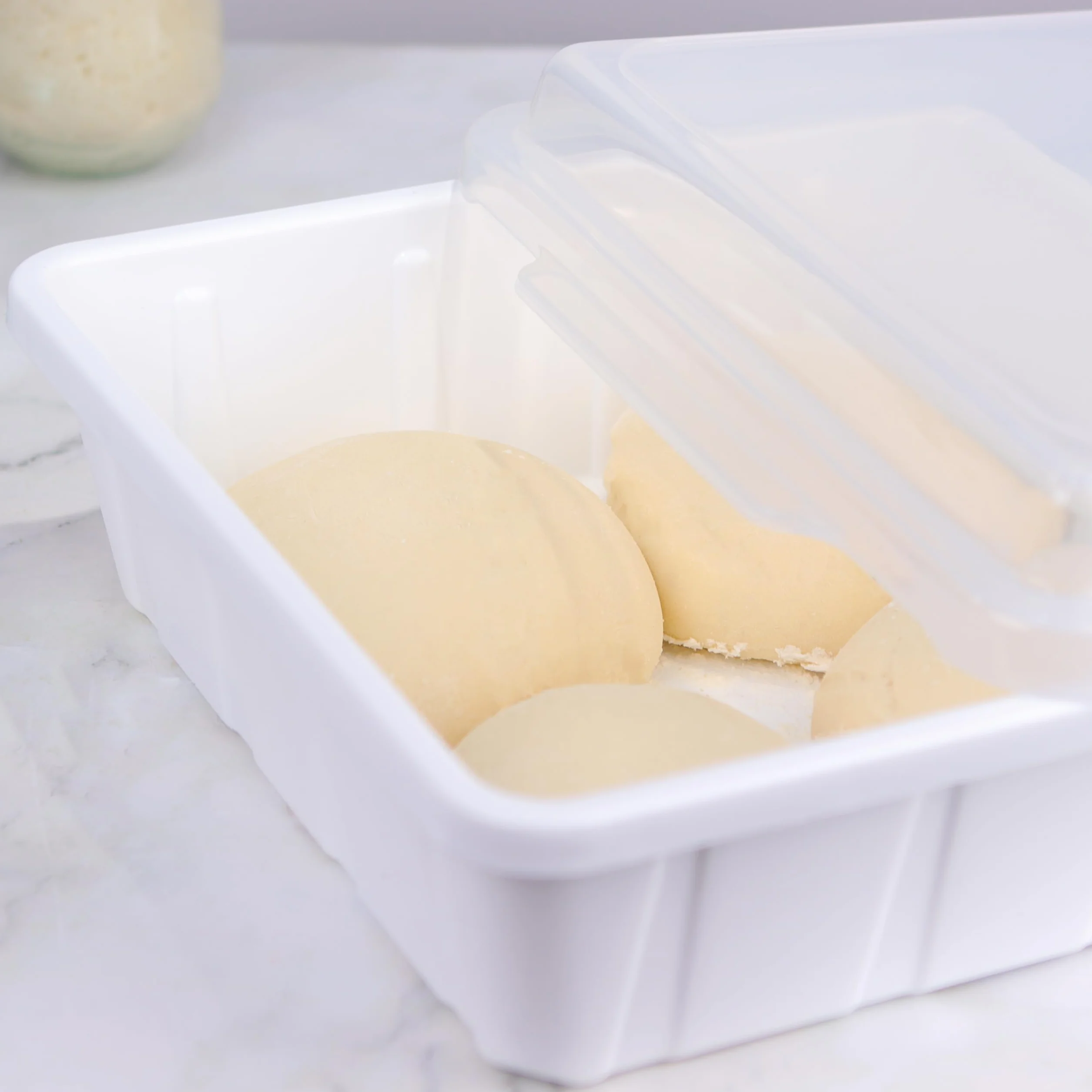 Pojemnik na ciasto do pizzy 30 x 30, trwała taca do układania w stos, bez BPA, do zmywarki