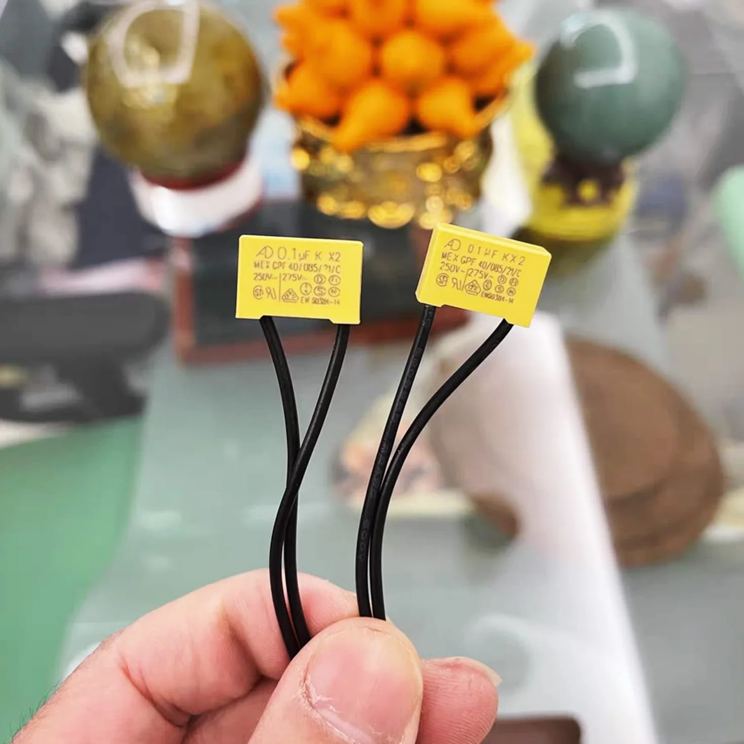 20 sztuk Kondensatory 0.22uF 275V X2 Skraplacz bezpieczeństwa LED tłumienie do kierunkowskazów