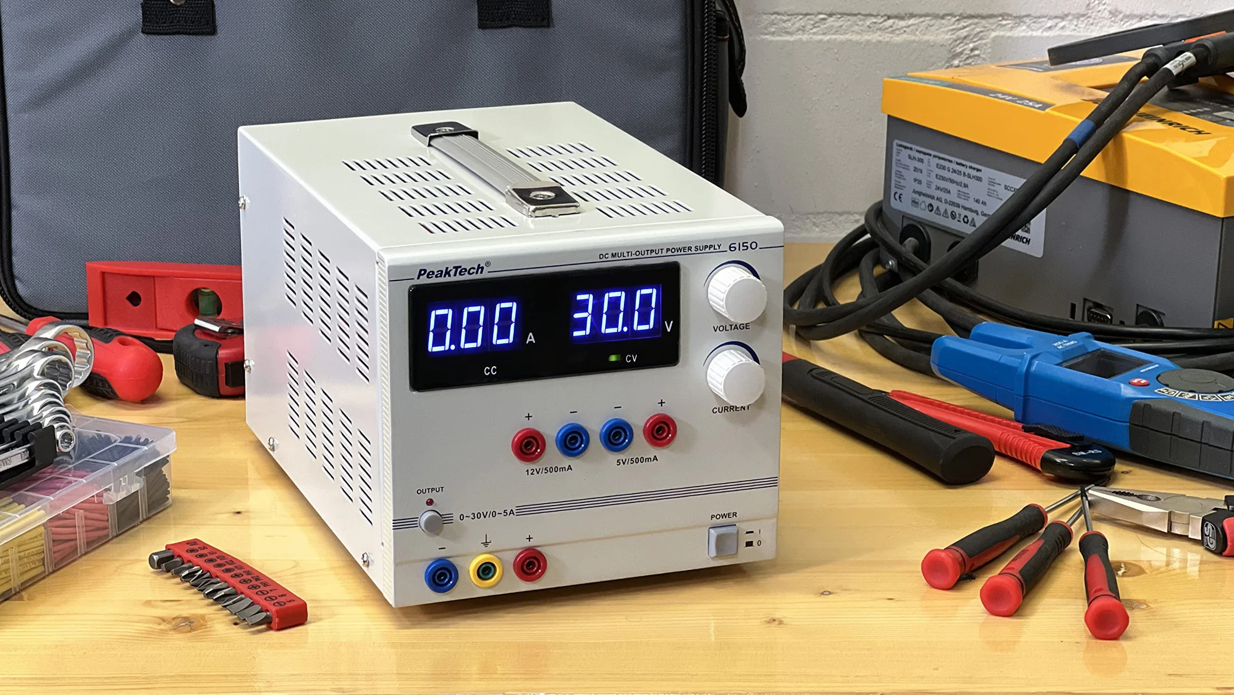 PeakTech P 6150 DC Linear Labornetzgerät 0-30 V 0-5 A