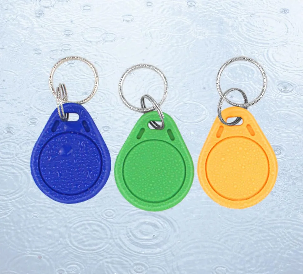 Breloczek do kluczy RFID 13,56 MHz 30 sztuk, możliwość wielokrotnego zapisu, kontrola dostępu