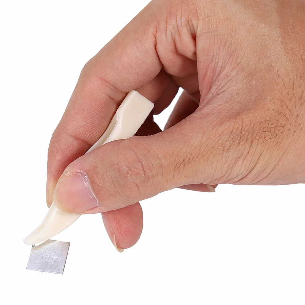 17 Szt. Zestaw Obciążników ze Stali Nr 45 Zestaw Precyzyjnych Ważenia Kalibracyjnego 10 Mg-100 G z 1-częściową Pęsetą