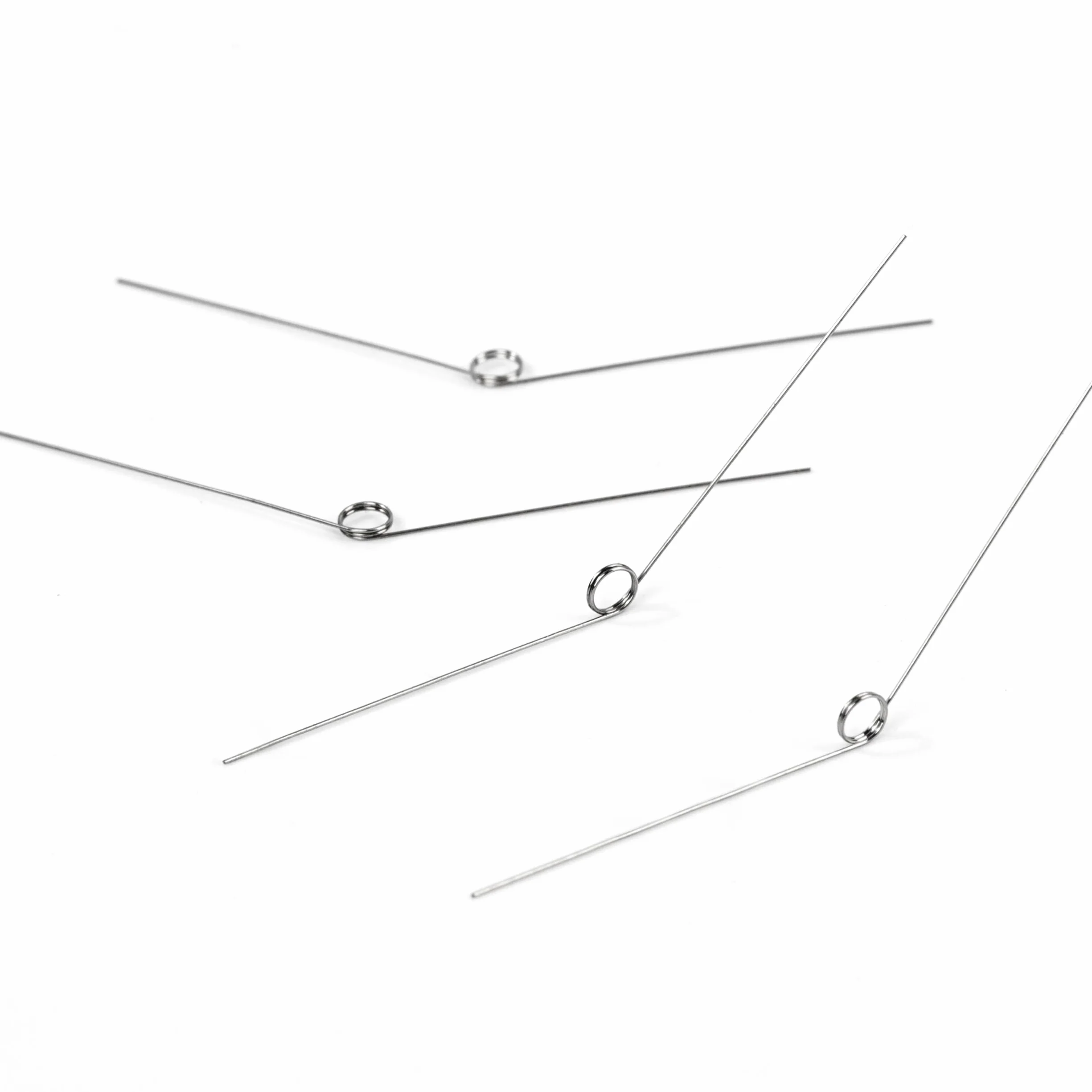 Sprężyny skrętne ze stali nierdzewnej 0,2 x 2 x 20 mm kąt 135° lewy