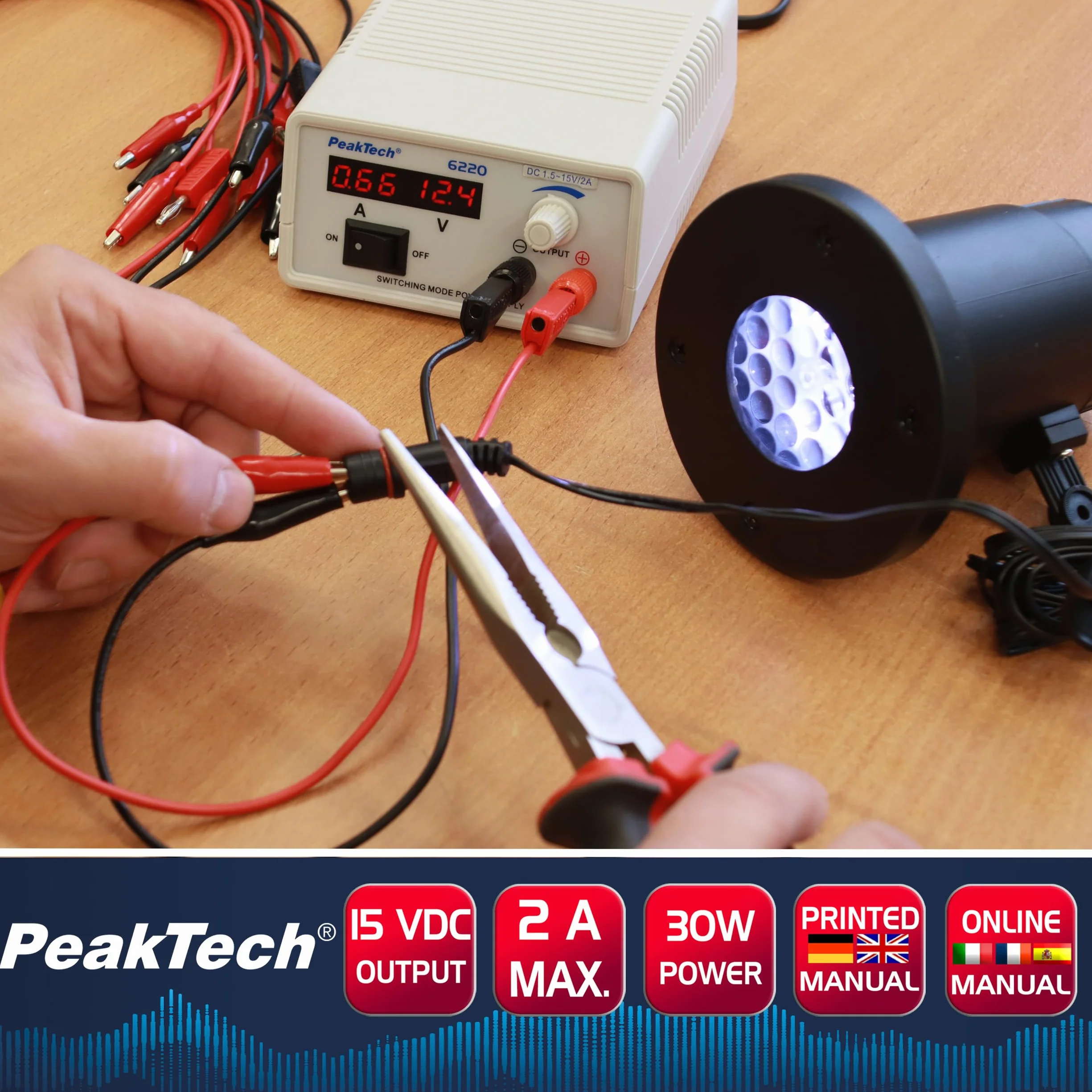 PeakTech 6220 Mini DC Zasilacz Impulsowy Regulowany 1,5-15 V / 2 A Laboratoryjny z Wyświetlaczem LED