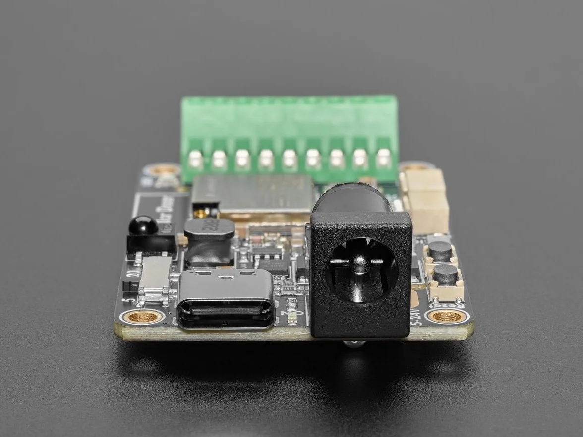 Adafruit Sparkle Motion - All-In-One WLED i xLights Board, 6100